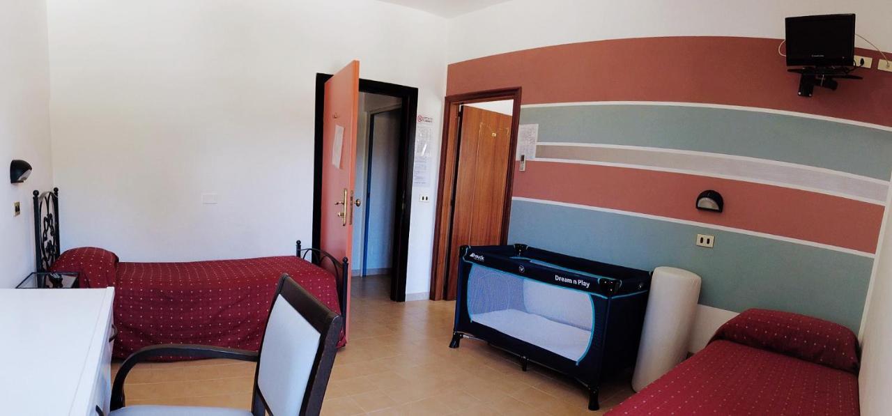 Ristorante Albergo Gerardo Di Masi Caposele Bagian luar foto