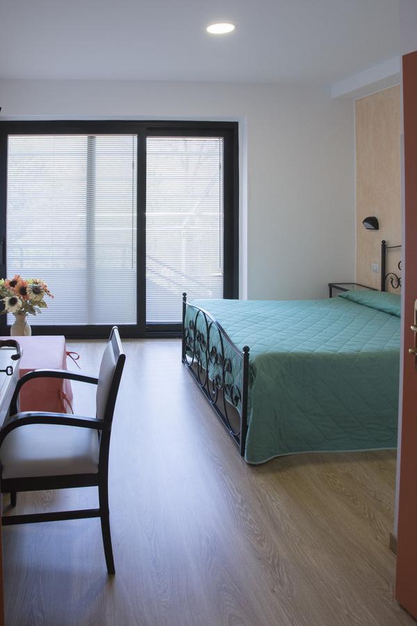 Ristorante Albergo Gerardo Di Masi Caposele Bagian luar foto
